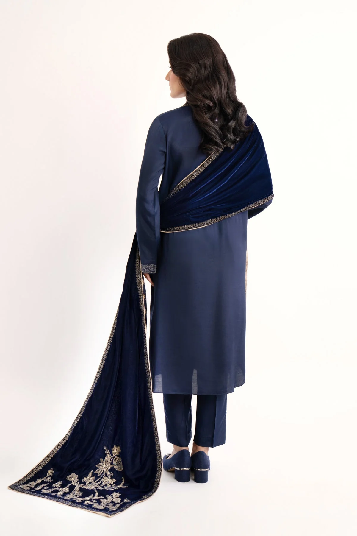 1 Piece Blue Embroidered Stole (AV0037) - Image 4