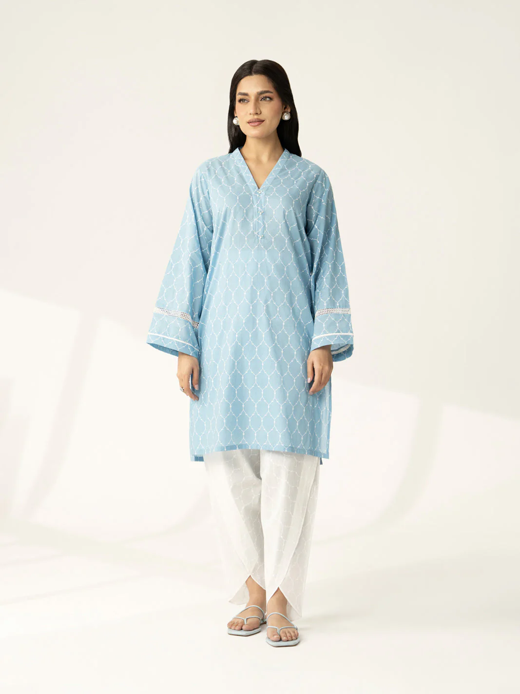 2 Piece Printed Lawn Printed Suit (CP0014) - Image 3