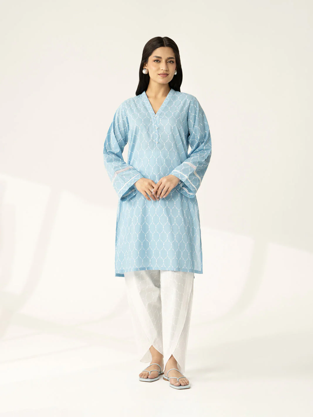 2 Piece Printed Lawn Printed Suit (CP0014) - Image 4