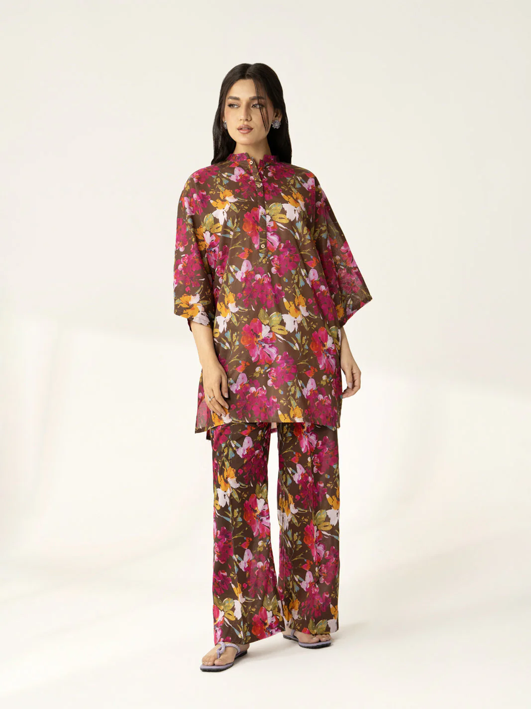 2 Piece Printed Lawn Printed Suit (PD1329) - Image 4