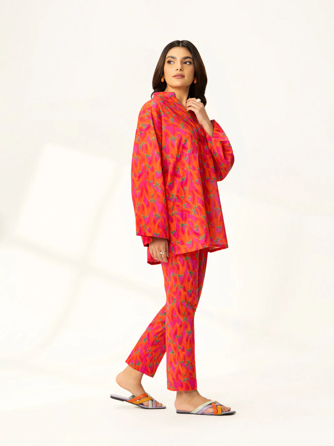 2 Piece Printed Lawn Printed Suit (PD1337) - Image 5